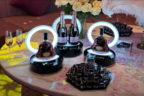 九江维多利亚夜场招聘,九江夜总会排名,急聘模特场内直招待遇超